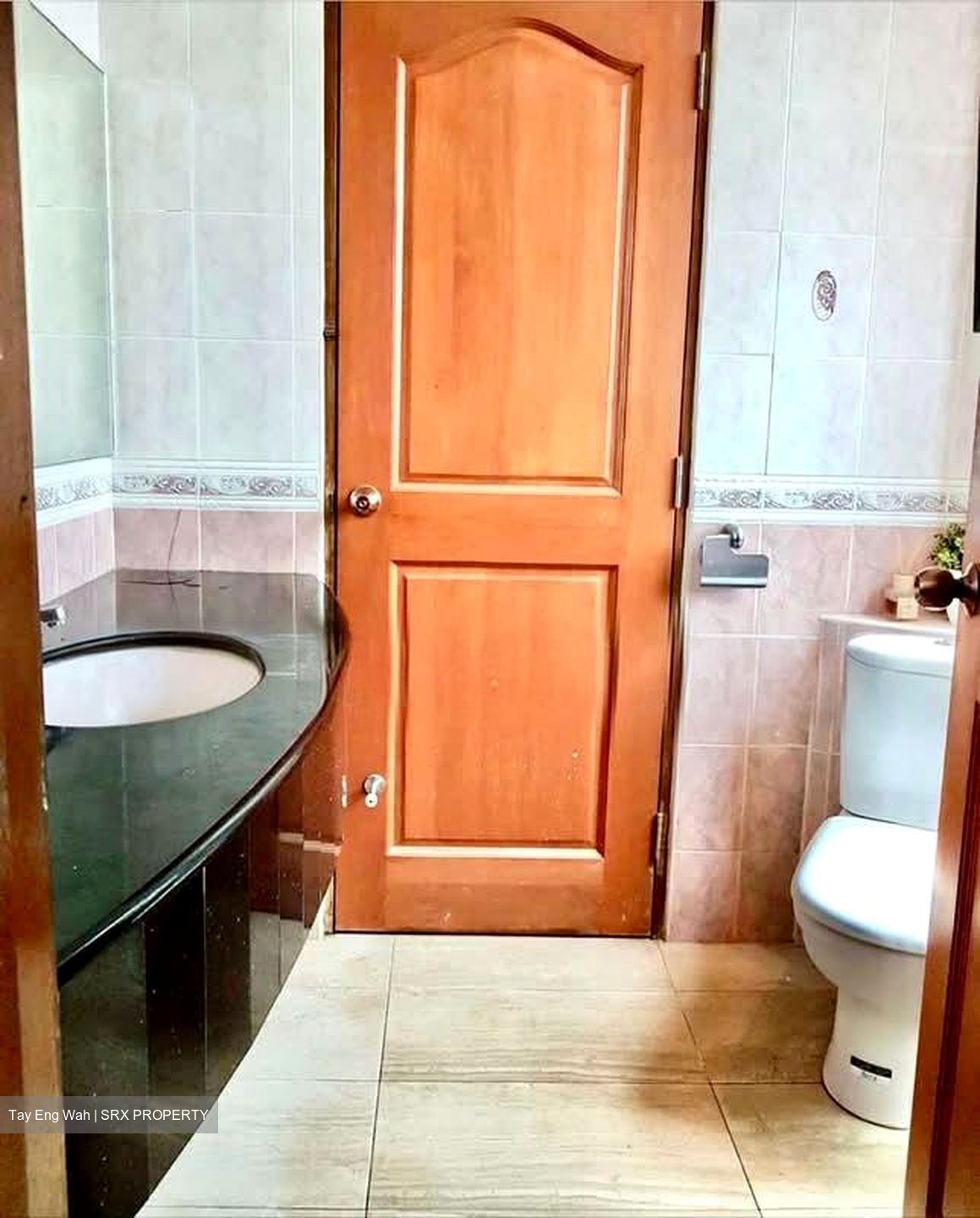 Lorong 104 Changi (D15), Terrace #576515971